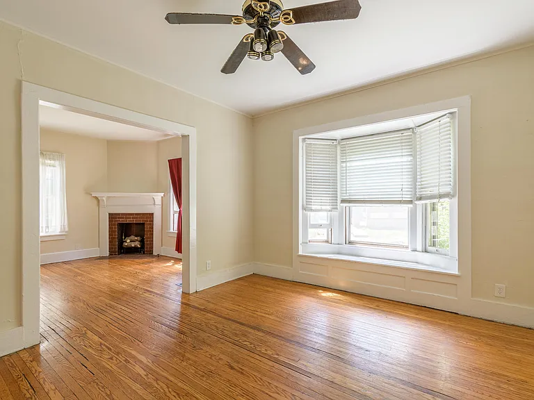 760 Harvard St — Photo 14