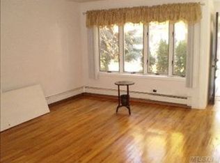 6438 230th St, Flushing, NY 11364