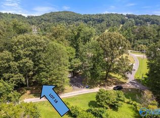 18 Atnip Dr, Scottsboro, AL 35769
