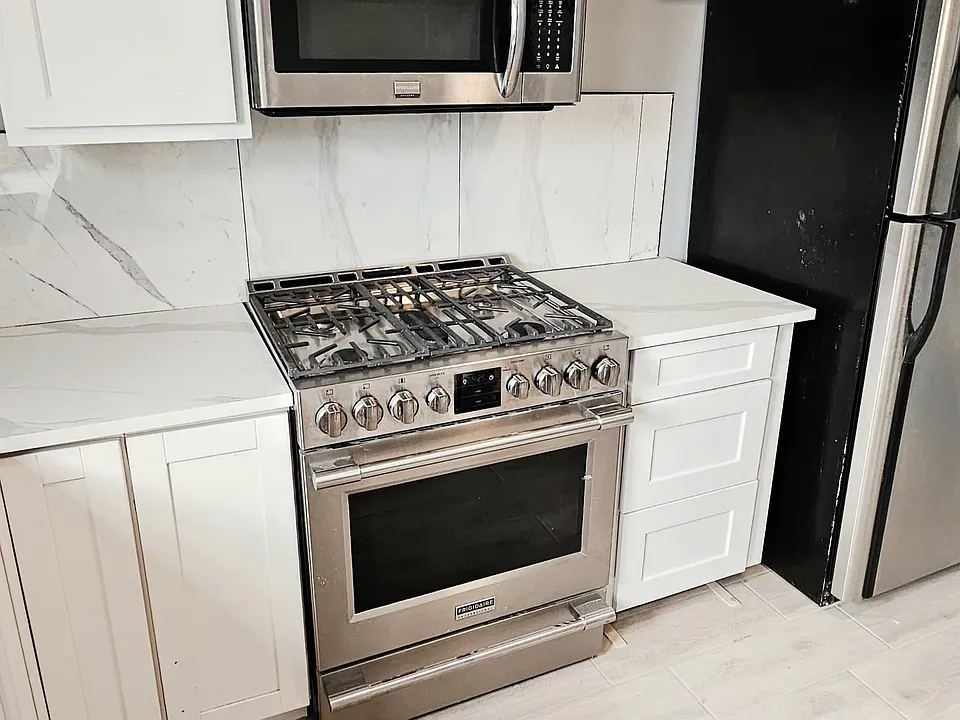 82 Progress Ave #3