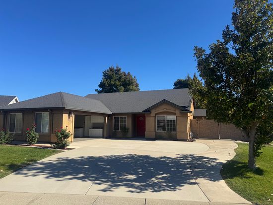 2925 Aspen Glow Ln, Redding, CA 96001