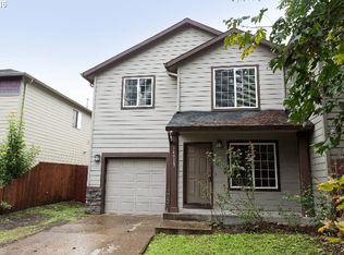 14913 NE Couch St, Portland, OR 97230
