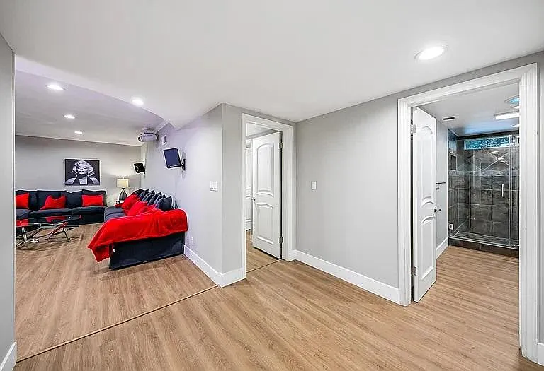 15620 Royal Ridge Rd — Photo 8