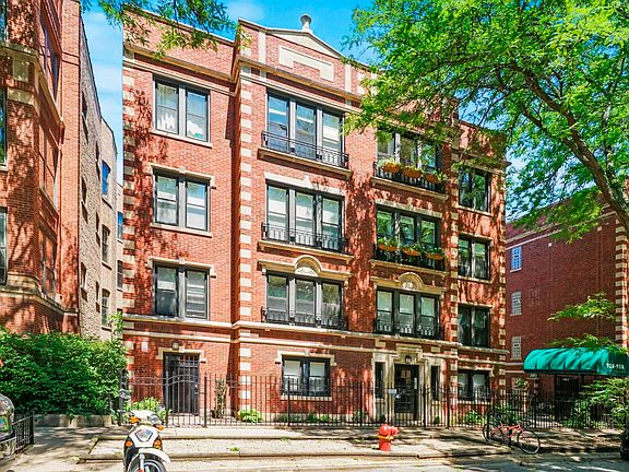 928 W. Ainslie