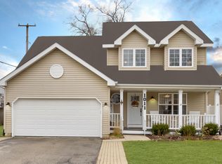 1011 Saylor St, Downers Grove, IL 60516