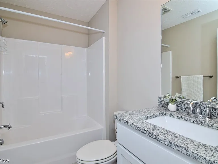 170 Larimar Dr — Photo 27