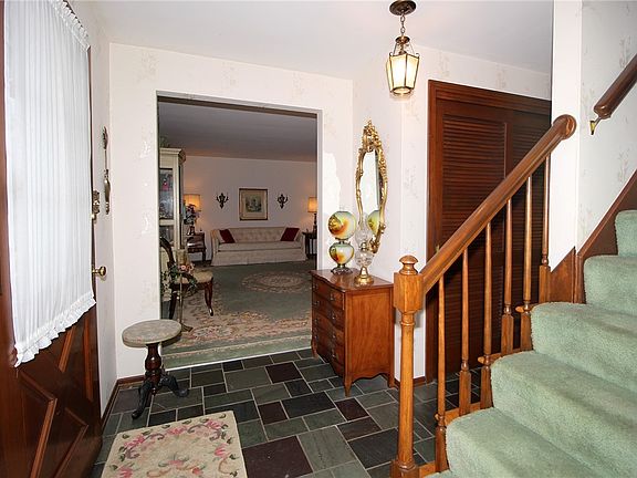 4th image of 1294 Plantation Dr