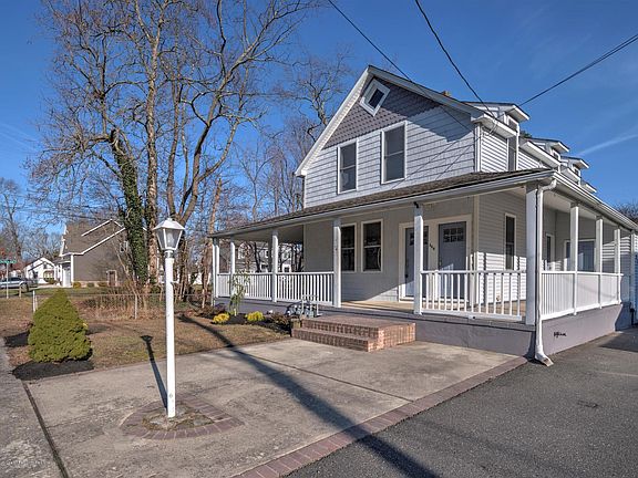 2nd image of 306 Henley Ave