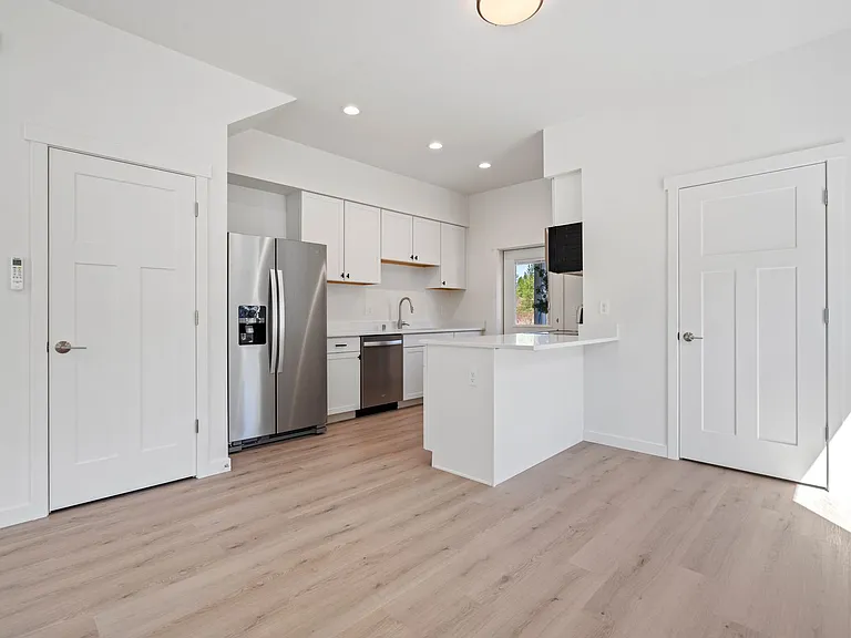 4020 Dewey Rd — Photo 21