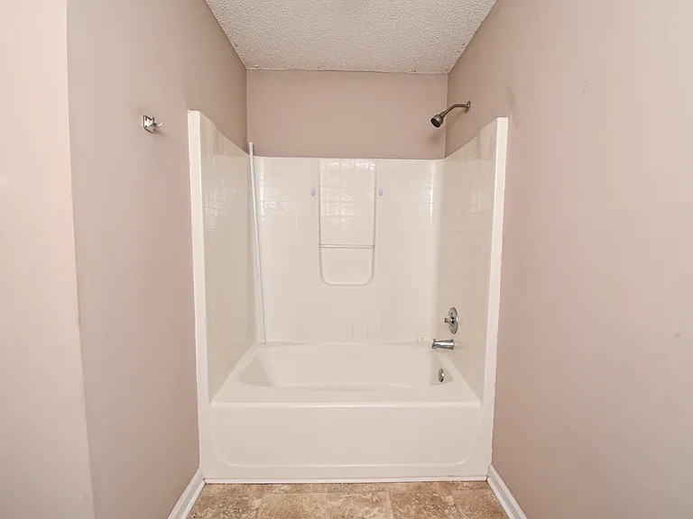 4747 Bob White Run — Photo 14