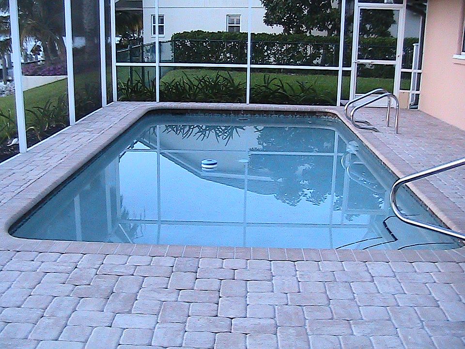 1st image of 463 Picasso Dr