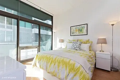 650 W Wayman St #205 — Photo 4