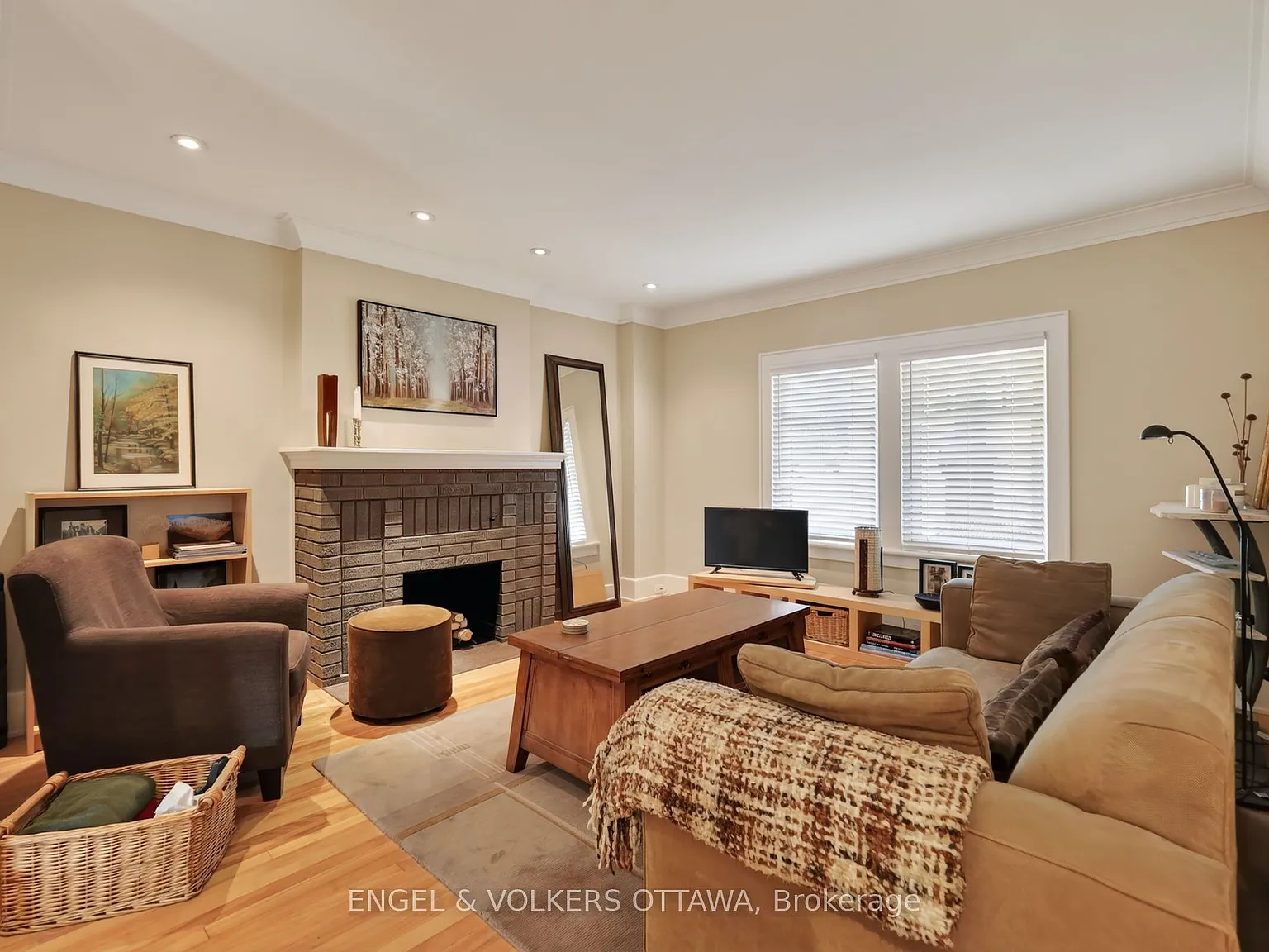 4 bed, $5,500 — Photo 4