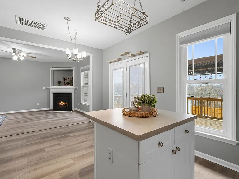 156 Haywood Ln — Photo 15