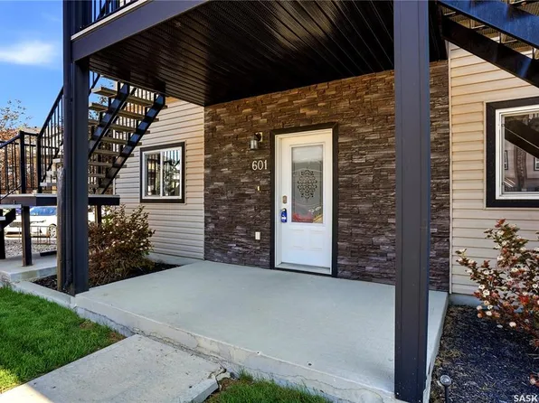 UNIT 601-3814 Dewdney AVENUE E, Regina, SK S4Z 0A6