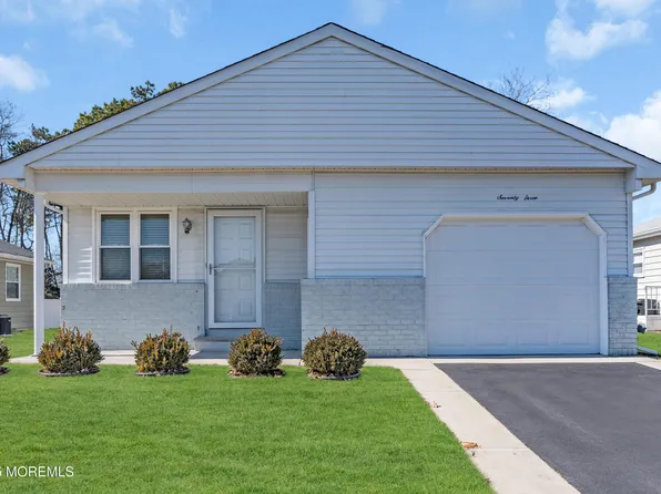 73 Innsbruck Drive, Toms River, NJ 08757