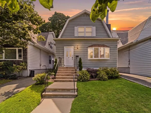 87 Curie Ave, Clifton, NJ 07011