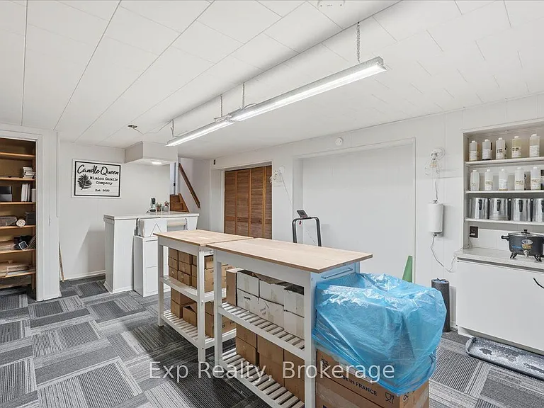 48 Melrose Cres — Photo 29