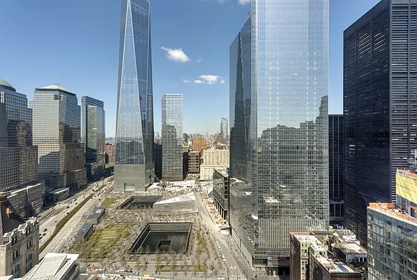 Rented by BLU Real Estate | media 32