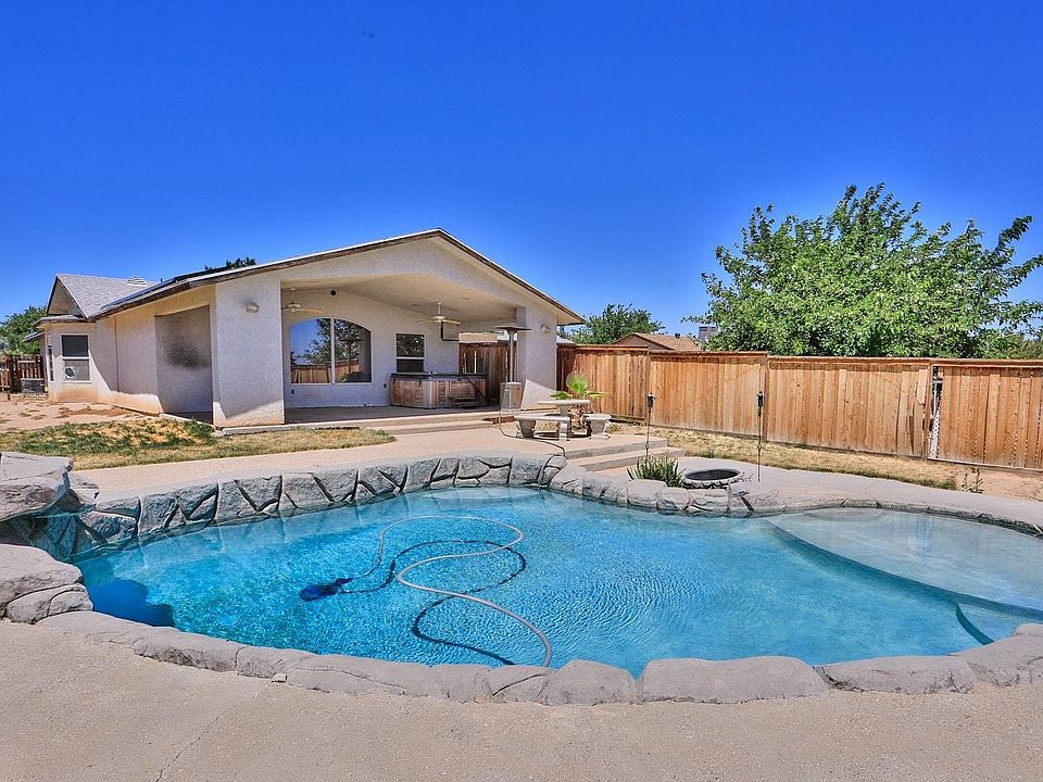 1st image of 7469 Madera Ave