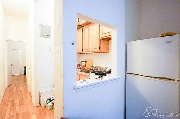 Rented by City Connections Realty | media 17