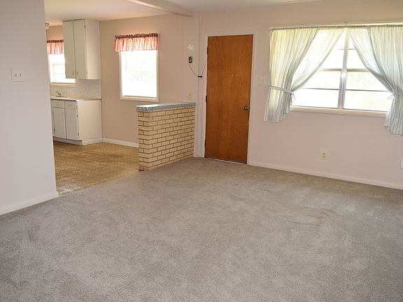 3rd image of 3522 W Ohio Ave