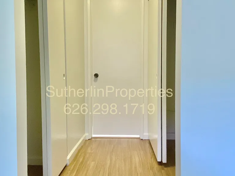 1425 E Orange Grove — Photo 23