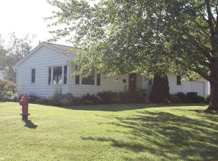 606 N Davis St, Bloomfield, IA 52537