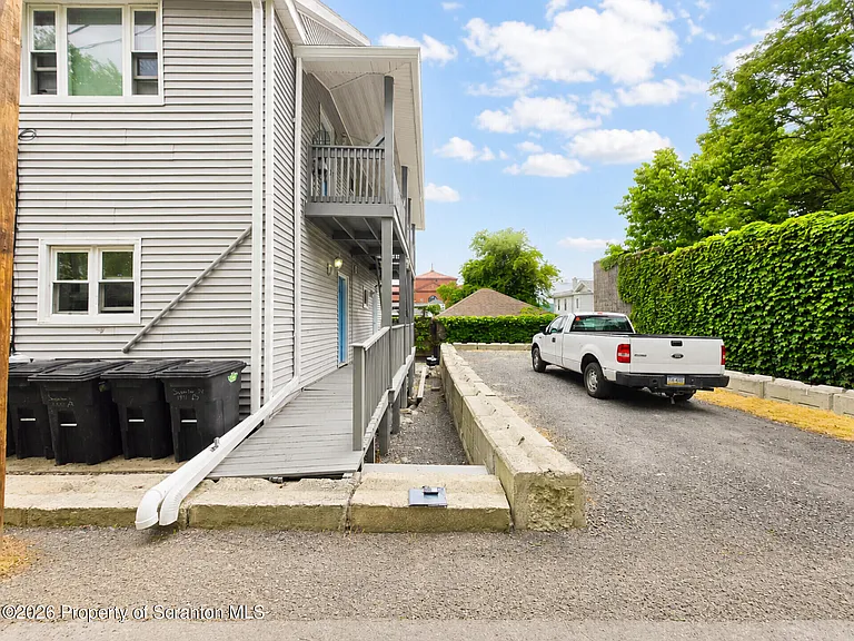 1011 Scranton St #1 — Photo 5