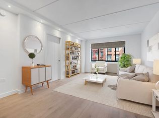 10 Rutgers St #B2, New York, NY 10002