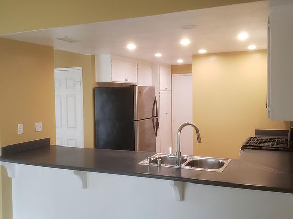 5th image of 2523 Manzana Way