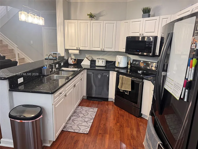15376 SW 13th Ter — Photo 8