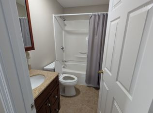 34 Central St APT 9, Ipswich, MA 01938