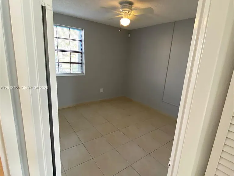 1042 Adams Ave #1042B — Photo 7