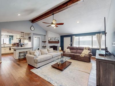 2800 Edgewood Ln, Bedford, TX, 76021