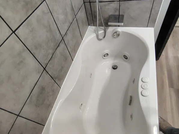 1843 Roanoke Ave #3, Louisville, KY 40205