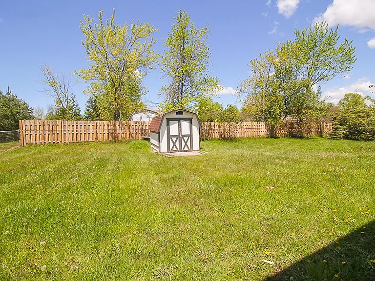 1701 Glenwood Dr — Photo 38