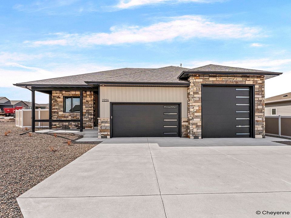 1st image of 2226 Pack Saddle Rd