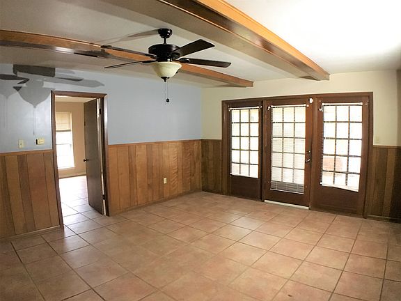 3rd image of 1185 Bayou Paul Ln