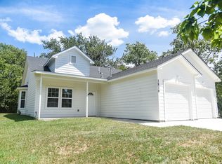 1810 Division St, Commerce, TX 75428