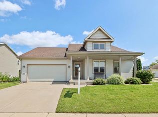 632 Meadow Trce, Deerfield, WI 53531