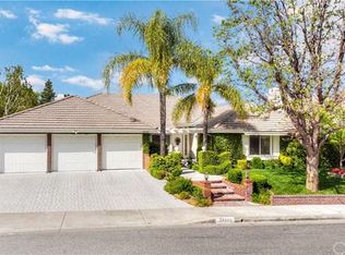 26209 Park View Rd, Santa Clarita, CA 91355