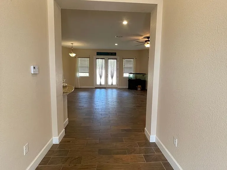 143 Native Pecan — Photo 14