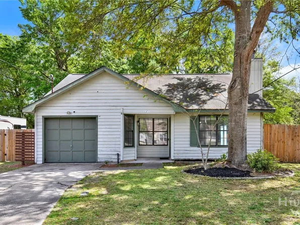 1371 Forest Lake Drive, Hinesville, GA 31313