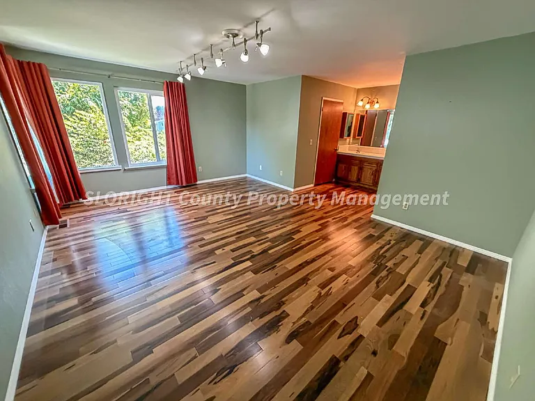 691 Manzanita Dr — Photo 8