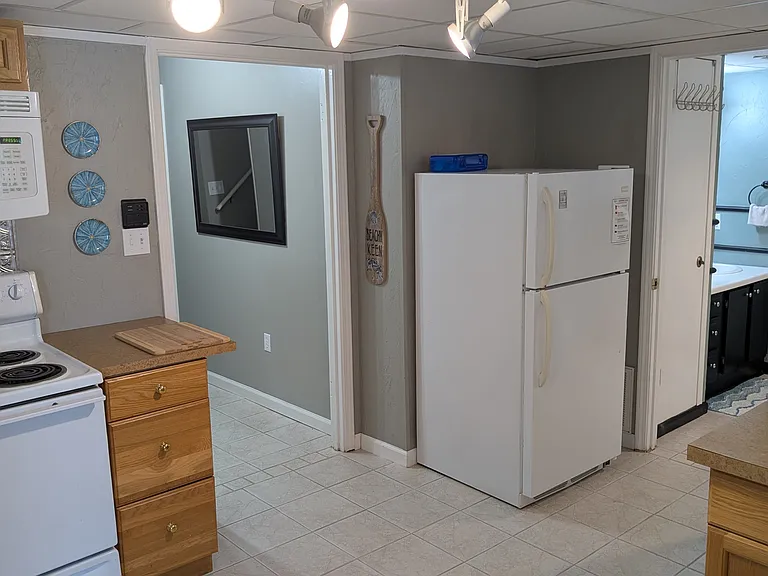 30 Sarasota St — Photo 8