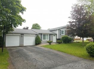 2677 River Grove Dr, Lima, OH 45807