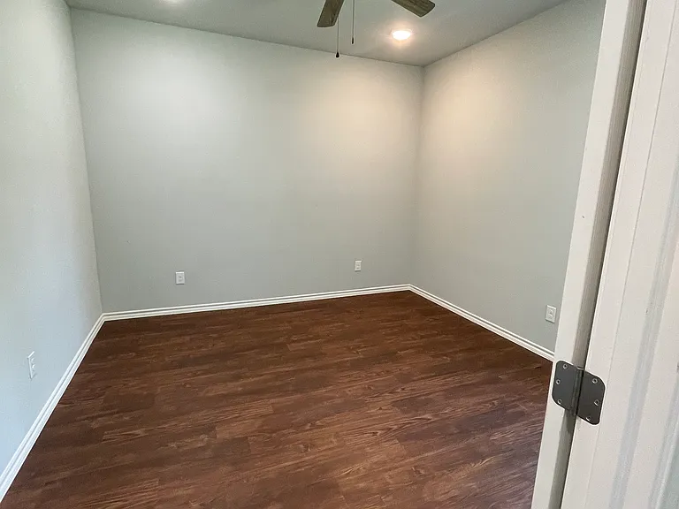 1008 Woodland Dr — Photo 10