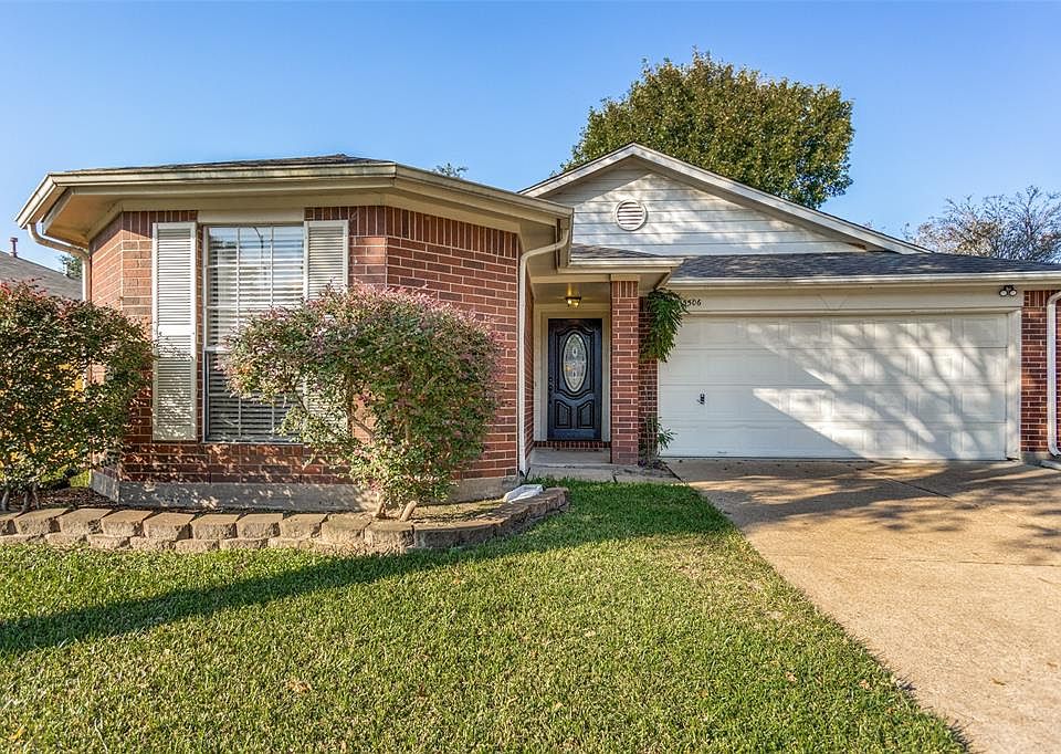 1st image of 15506 Prairie Oaks Dr