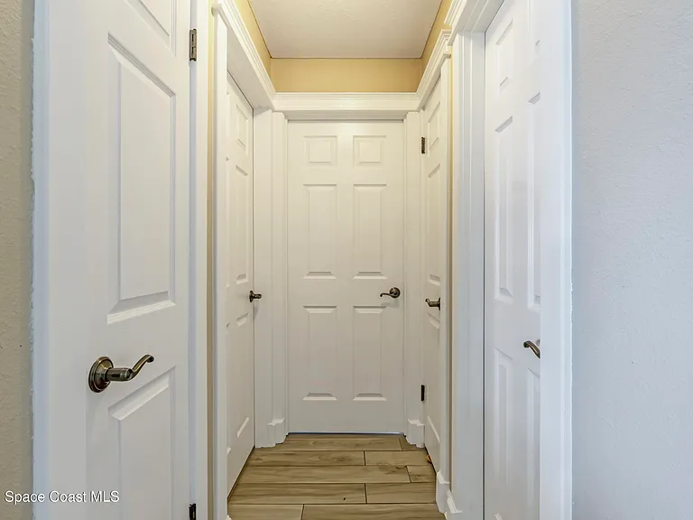 317 Surf Dr — Photo 23